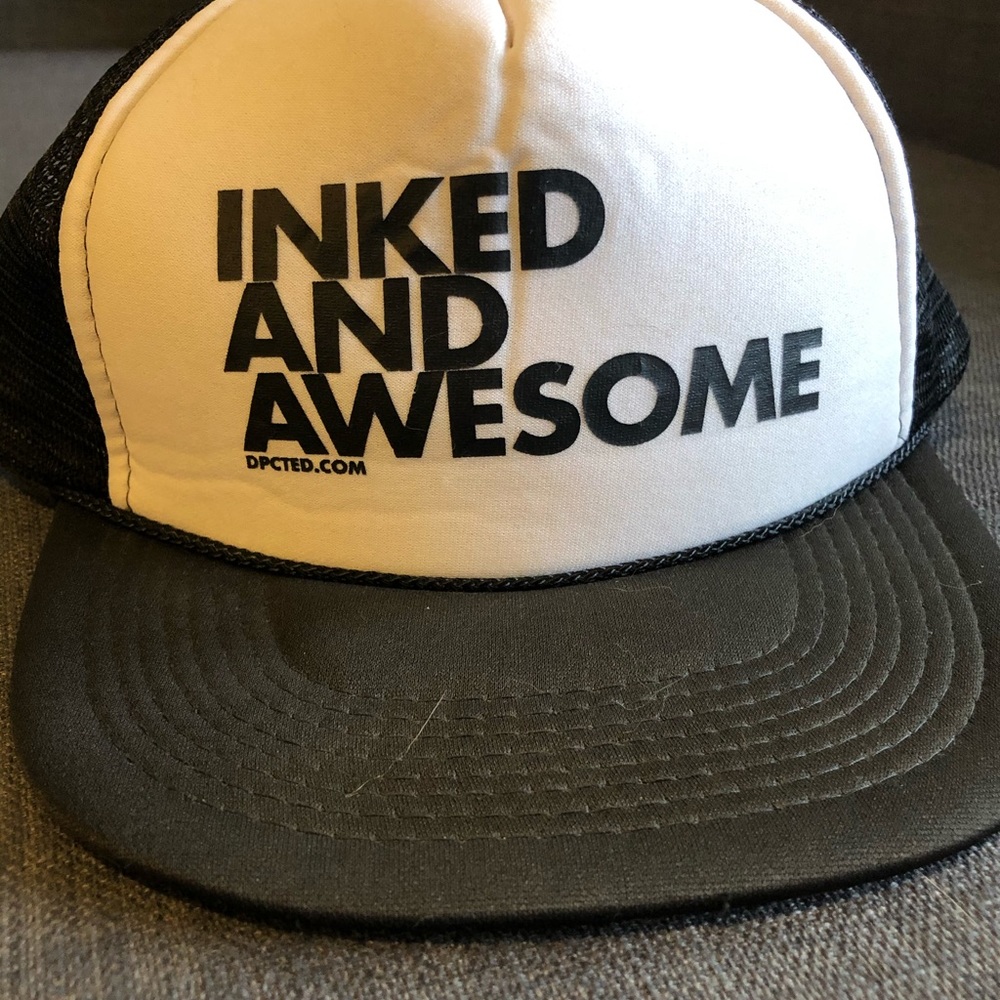 Trucker snap back hat